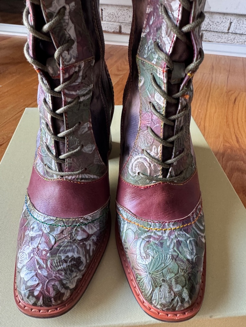 L'Artiste Women's Floral Lace-Up Ankle Boots in Burgundy and Green - Picture 2 of 8